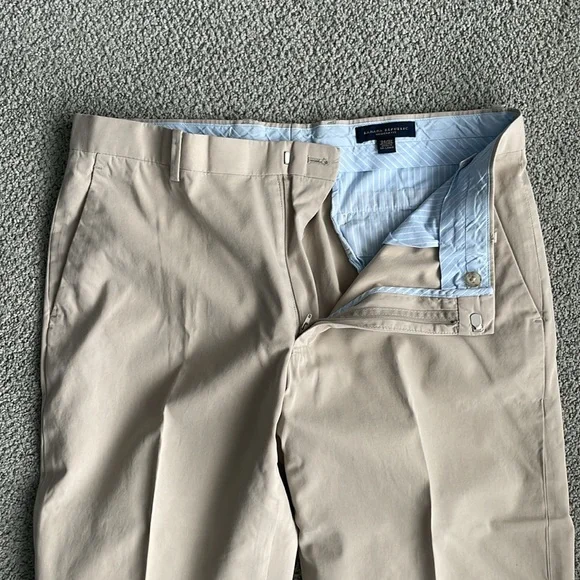 Banana Republic Khaki Pants - Picture 4 of 6